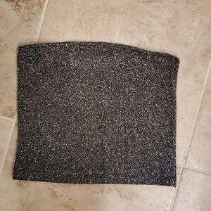 3 for $10 Silver and black crop top